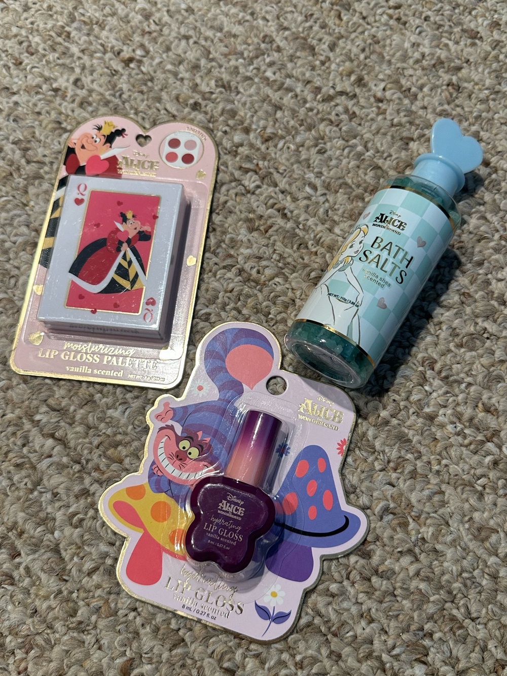 Disney Alice in Wonderland Girls’ Beauty Set - Picture 2 of 9